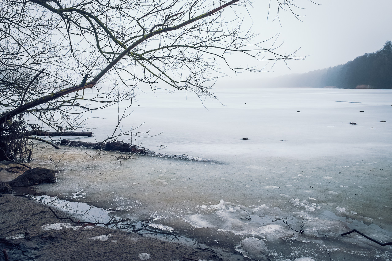 icy lake Strausberg