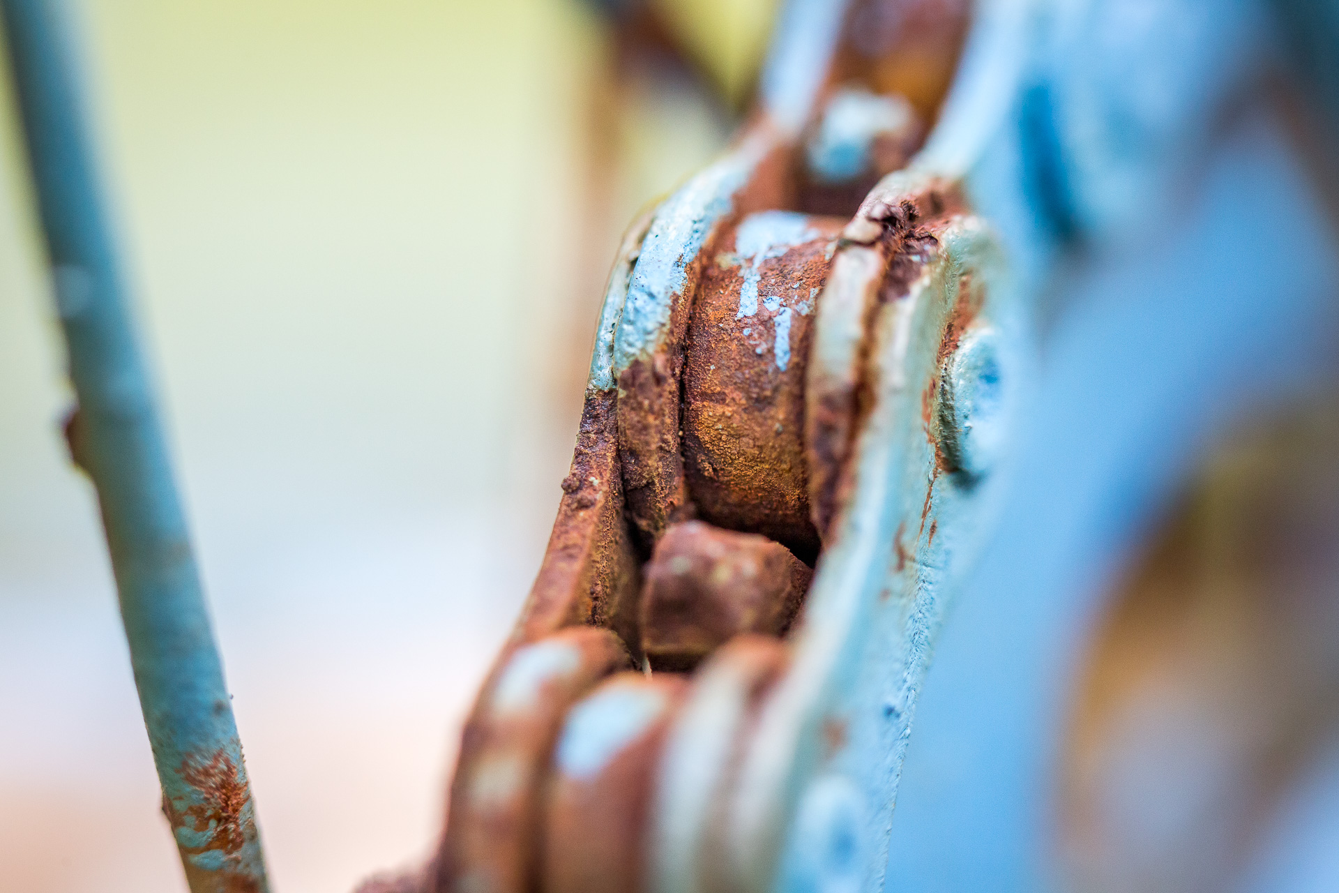 blue bike chain